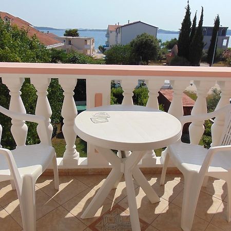 Pansion Kardum Bed & Breakfast Bibinje Bagian luar foto